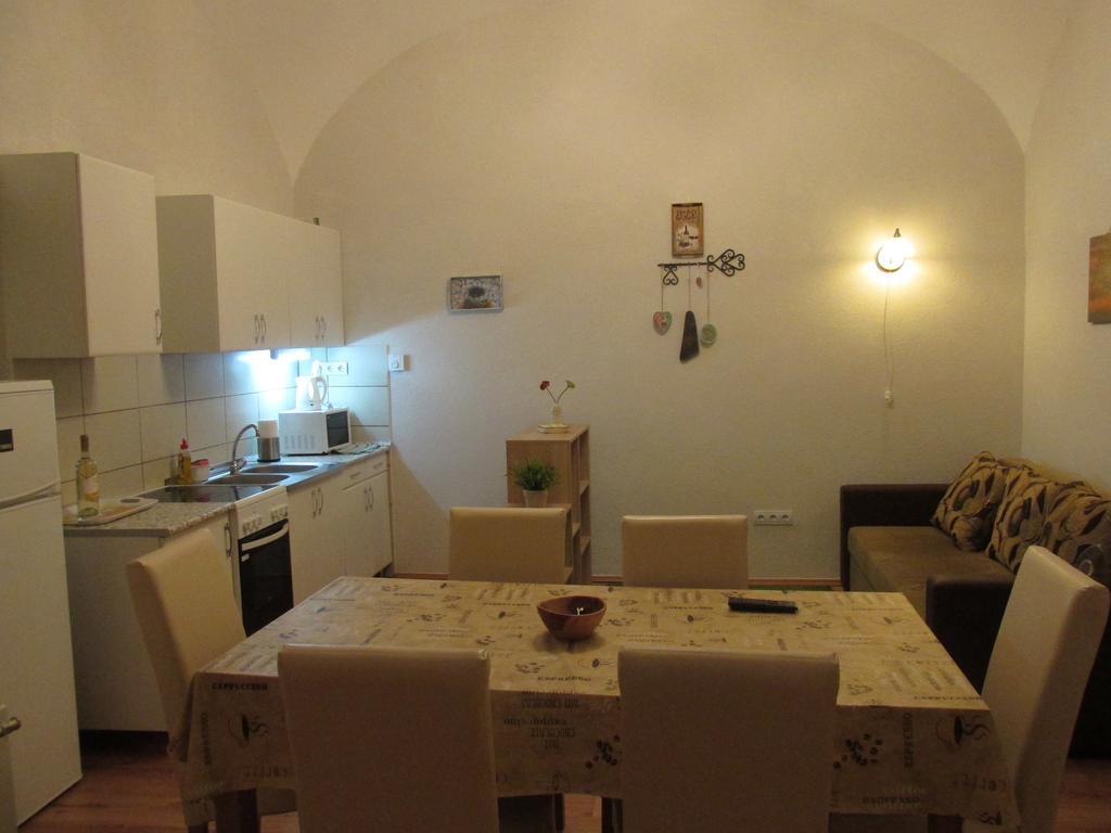 Fortuna Apartments Eğri Dış mekan fotoğraf